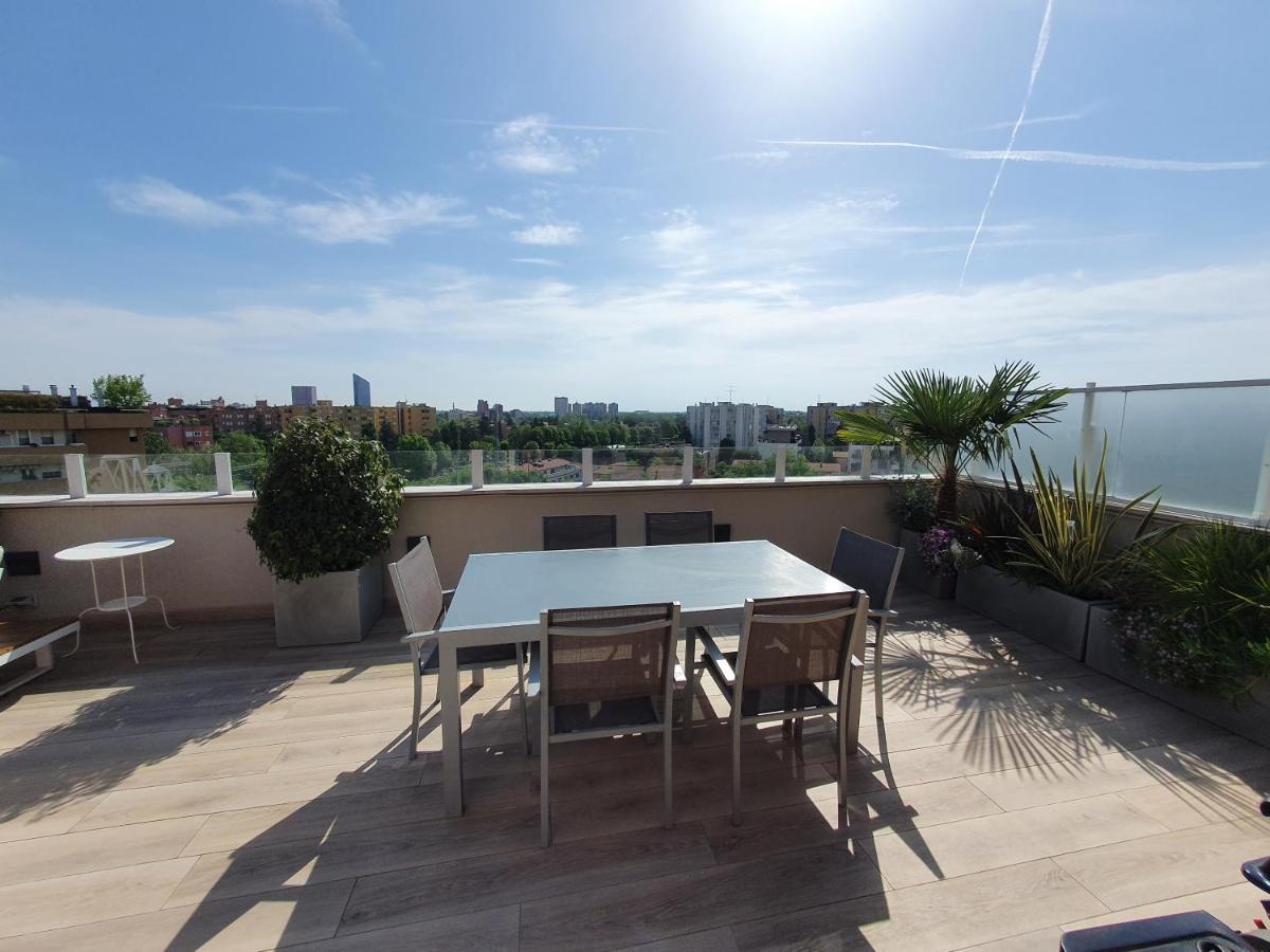 Penthouse F8 - Panoramic Terrace, View Two Towers Apartment Bologna Exterior photo